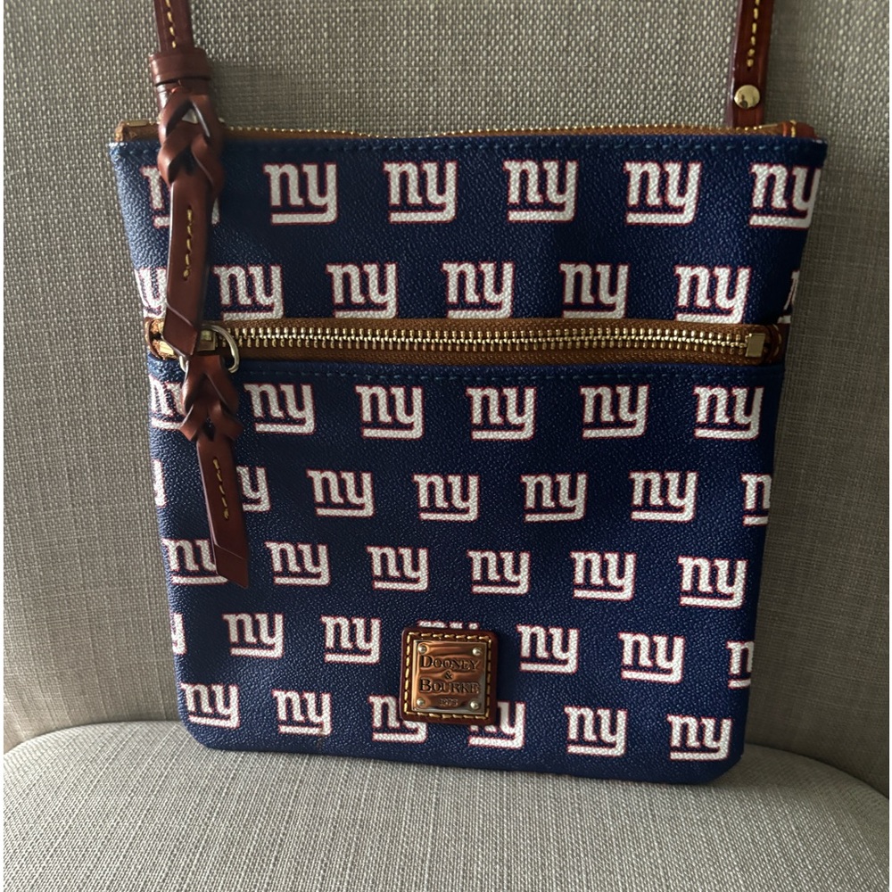 Dooney & Bourke NY Giants Crossbody bag